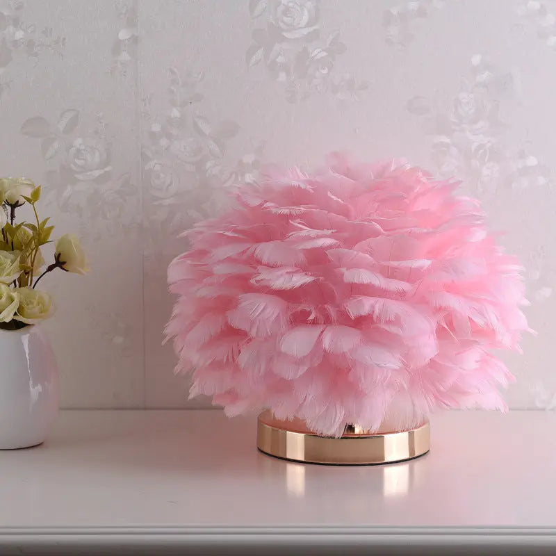 Feather Table Lamp Bedroom Bedside Light Luxury Ins Creative Warm And Romantic Girl Children'S Room Nordic Living Room Floor Lamp tableandwalllamps