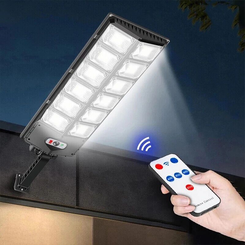 1pc Solar Street Light IP65 Waterproof 6500K 100000LM 200LED/504 LED Solar Parking Street Light (Dusk To Dawn) With Foldable Bracket Solar Flood Light (Wide Angle Motion Sensor And Remote Control) For Commercial Area Lighting tableandwalllamps