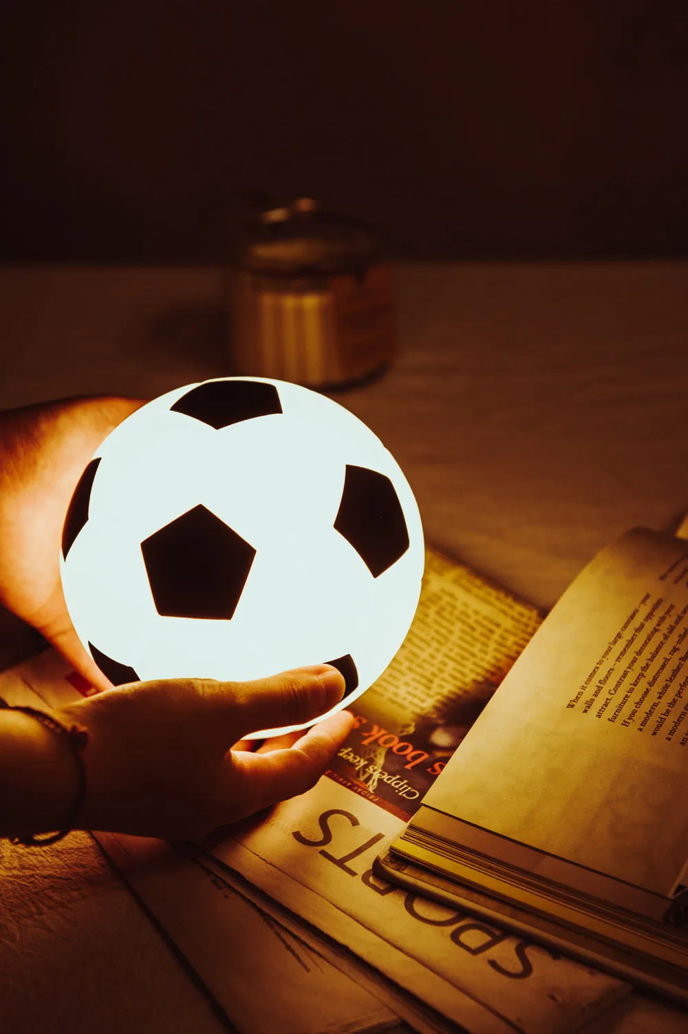 Football Night Light Touch Sensor Dimmable LED Light USB Rechargeable Waterproof Silicone Ball Lamp for Children Baby Toy Gift tableandwalllamps