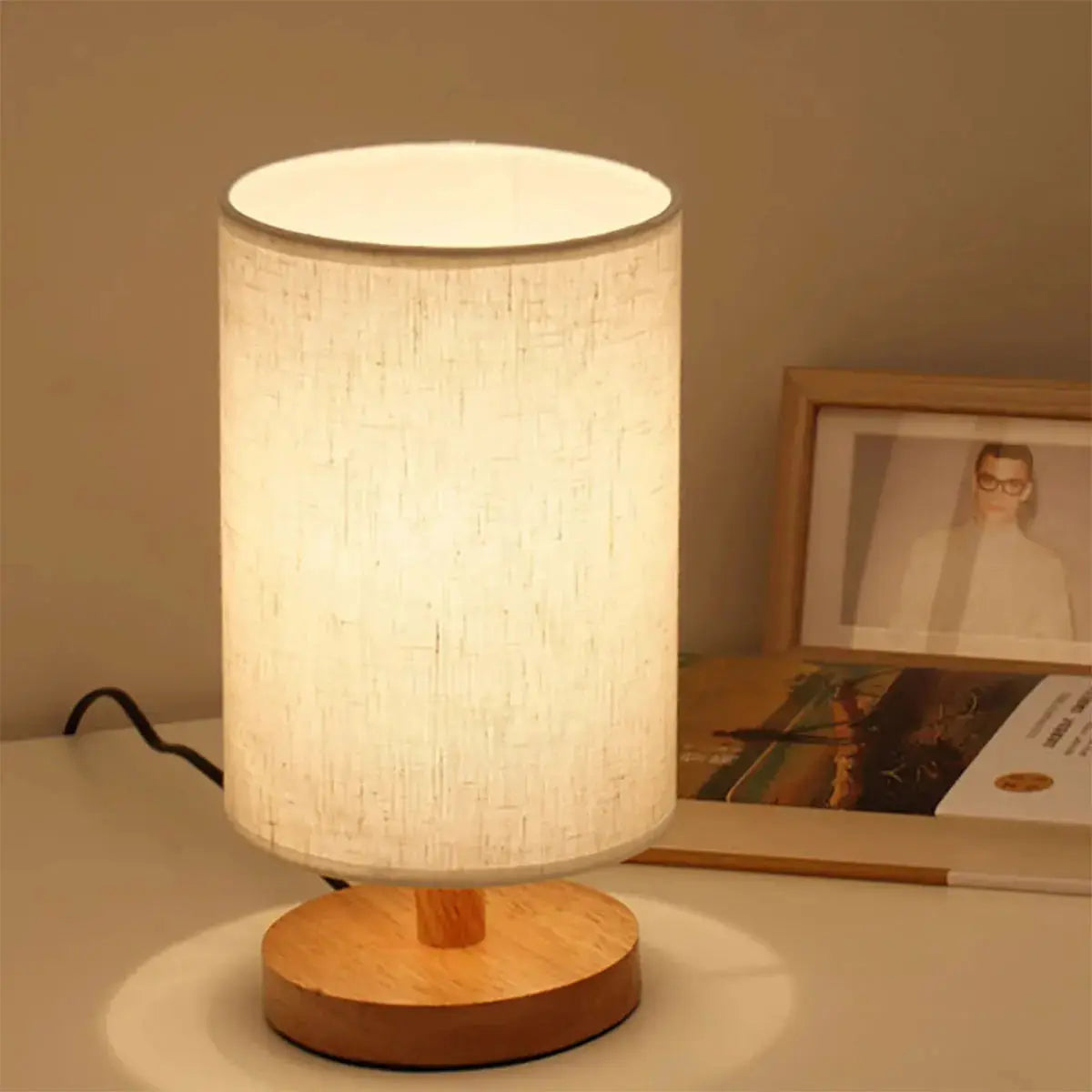 USB Bedside Lamp Night Lights Table Lamp For Bedroom Wooden Desk Lamp Bedside Night Light with Cylinder Lamp Shade Home Decor tableandwalllamps