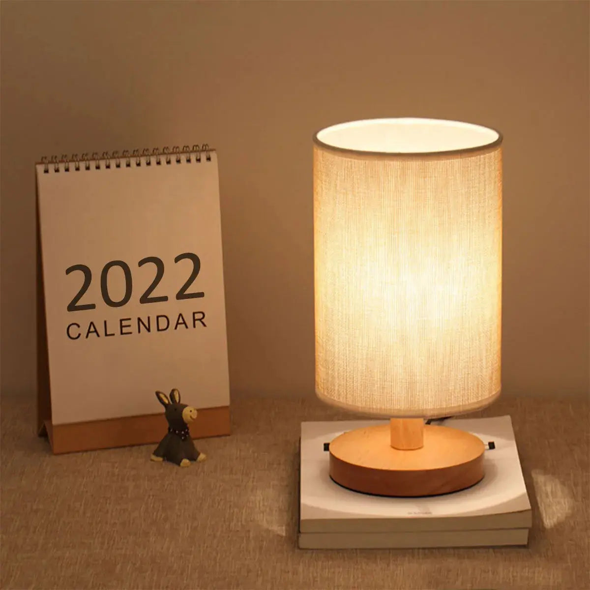 USB Bedside Lamp Night Lights Table Lamp For Bedroom Wooden Desk Lamp Bedside Night Light with Cylinder Lamp Shade Home Decor tableandwalllamps